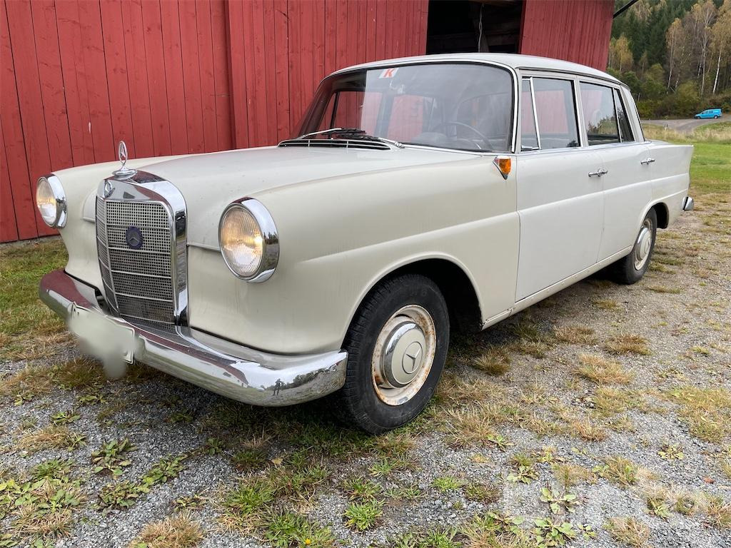 MERCEDES-BENZ 190 D C - Другая техника: фото 1 MERCEDES-BENZ 190 D C - Другая техника: фото 1