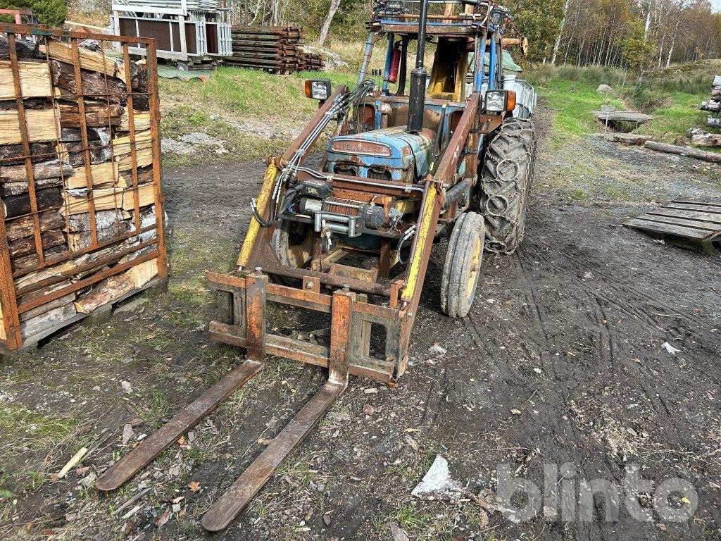 FORD DEXTA SUPER - Трактор: фото 2 FORD DEXTA SUPER - Трактор: фото 2