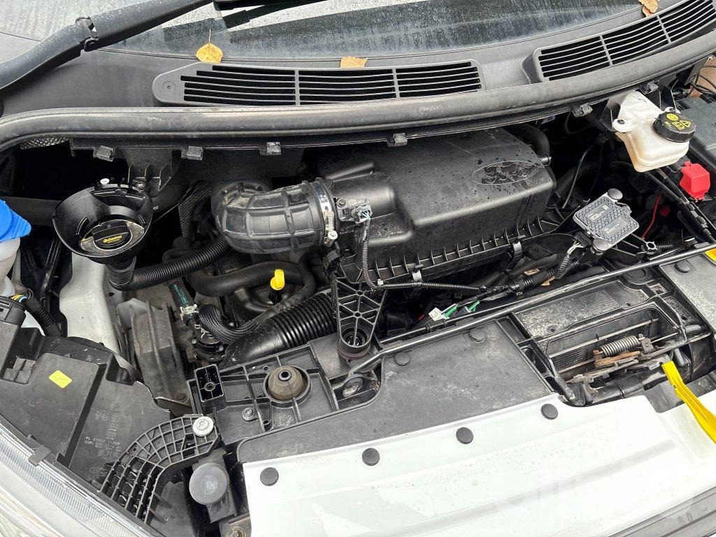 Цельнометаллический фургон FORD Transit Custom: фото 38