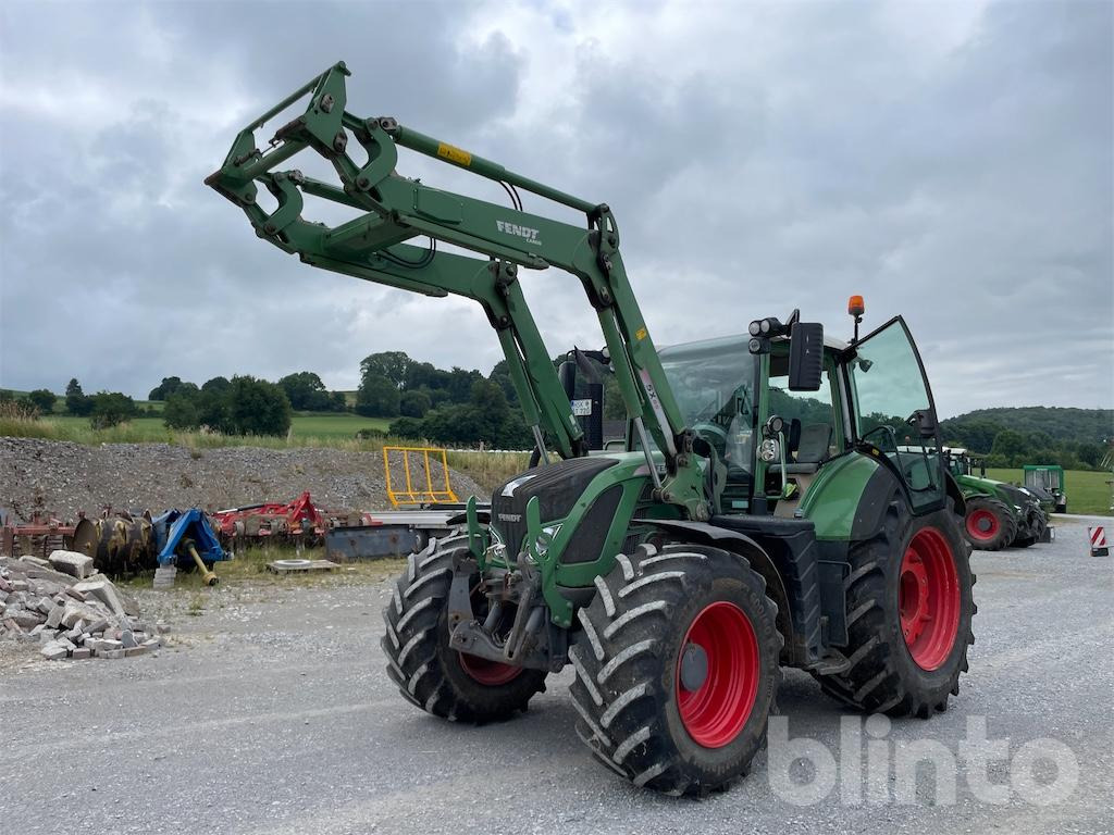 Fendt 718 Vario (2013) - Трактор: фото 1 Fendt 718 Vario (2013) - Трактор: фото 1