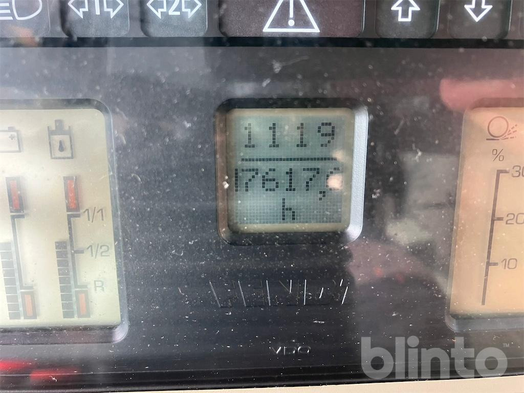 Fendt 924 Vario TMS (2004) - Трактор: фото 5 Fendt 924 Vario TMS (2004) - Трактор: фото 5