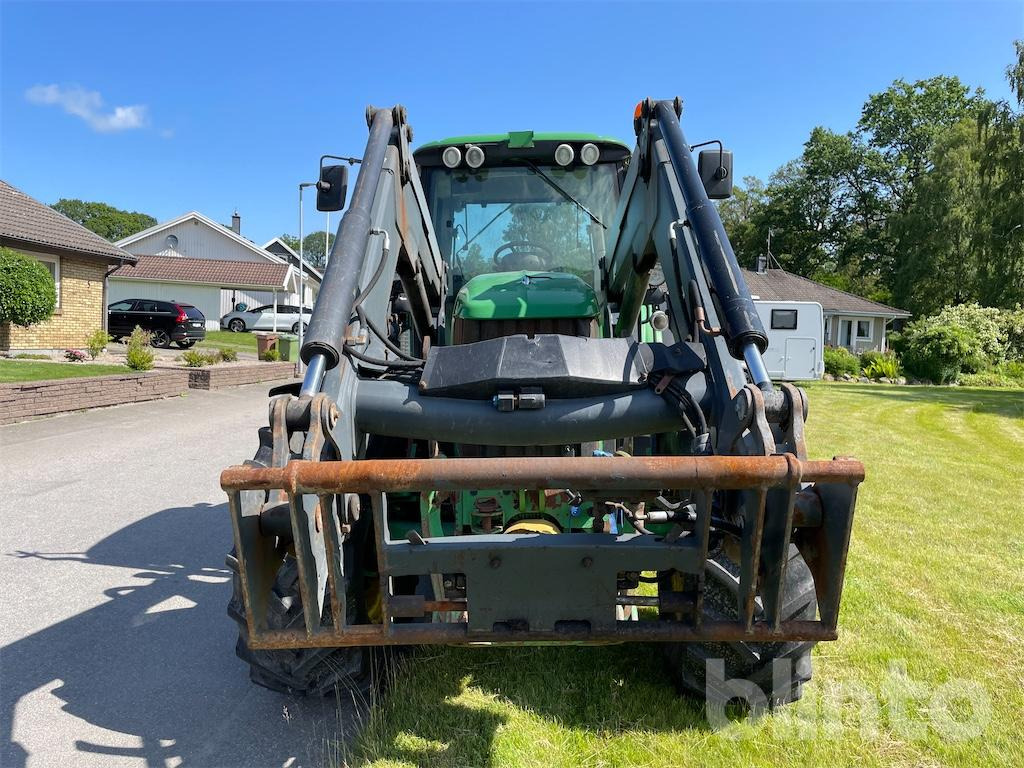 JOHN DEERE 6830 premium - Трактор: фото 2 JOHN DEERE 6830 premium - Трактор: фото 2