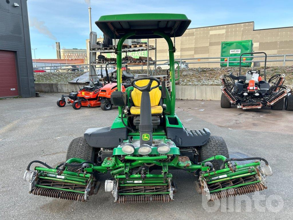 John Deere 7500A - Газонокосилка: фото 2 John Deere 7500A - Газонокосилка: фото 2