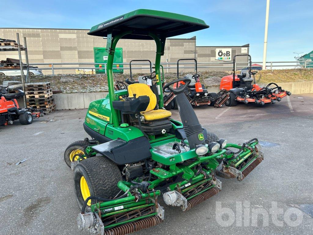 John Deere 7500A - Газонокосилка: фото 3 John Deere 7500A - Газонокосилка: фото 3