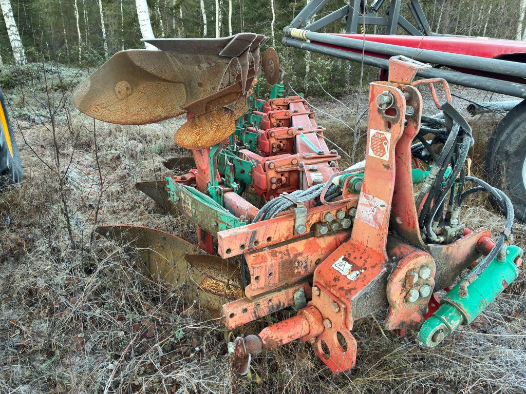 Kverneland 80-160-8 - Плуг: фото 3 Kverneland 80-160-8 - Плуг: фото 3