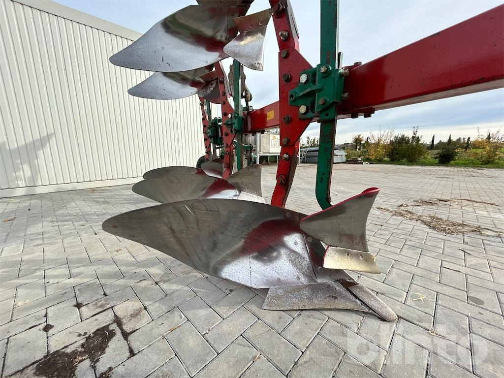 Плуг Kverneland LM 100: фото 9
