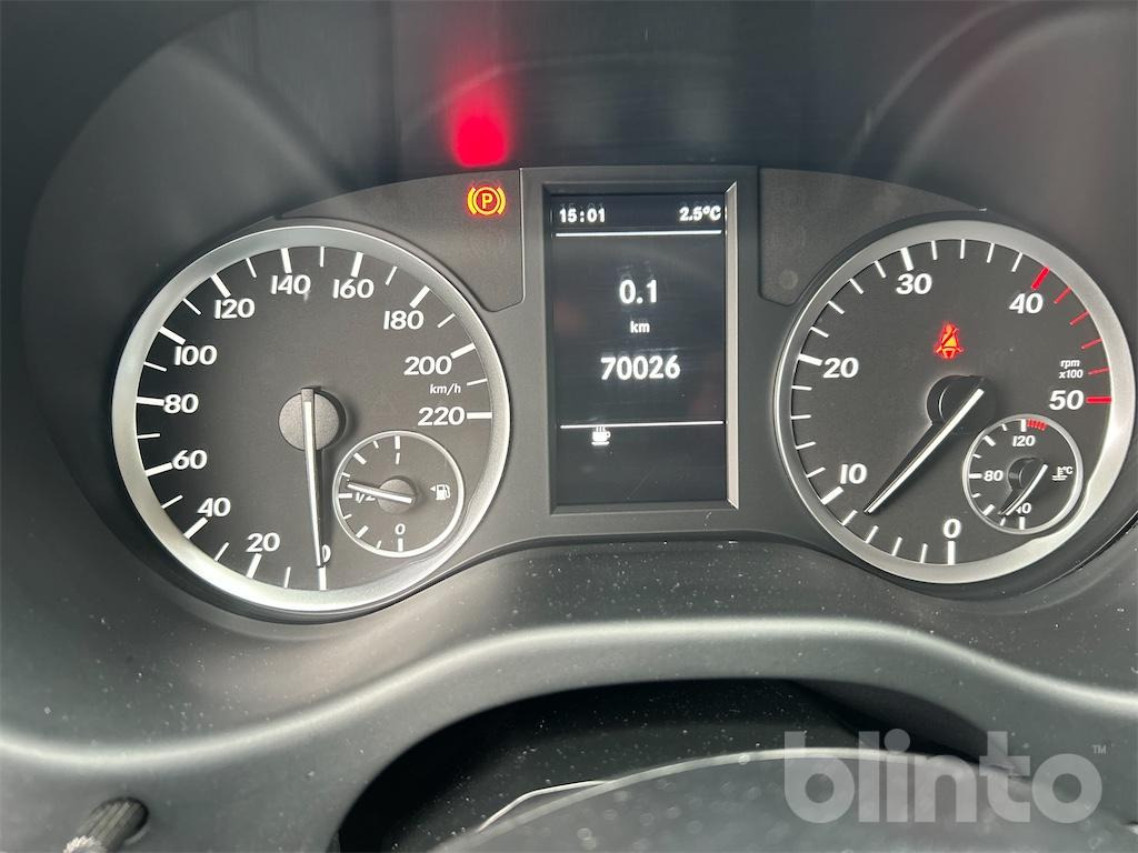Mercedes-Benz Vito (2017) - Грузопассажирский фургон: фото 5 Mercedes-Benz Vito (2017) - Грузопассажирский фургон: фото 5