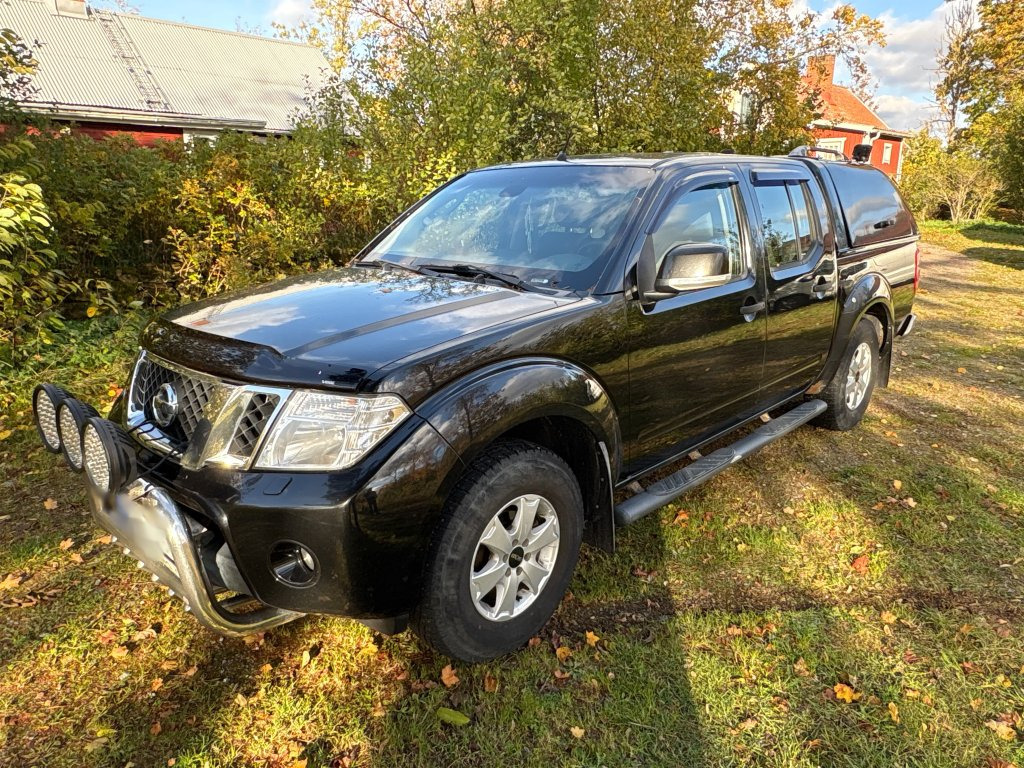 Пикап NISSAN Navara: фото 9