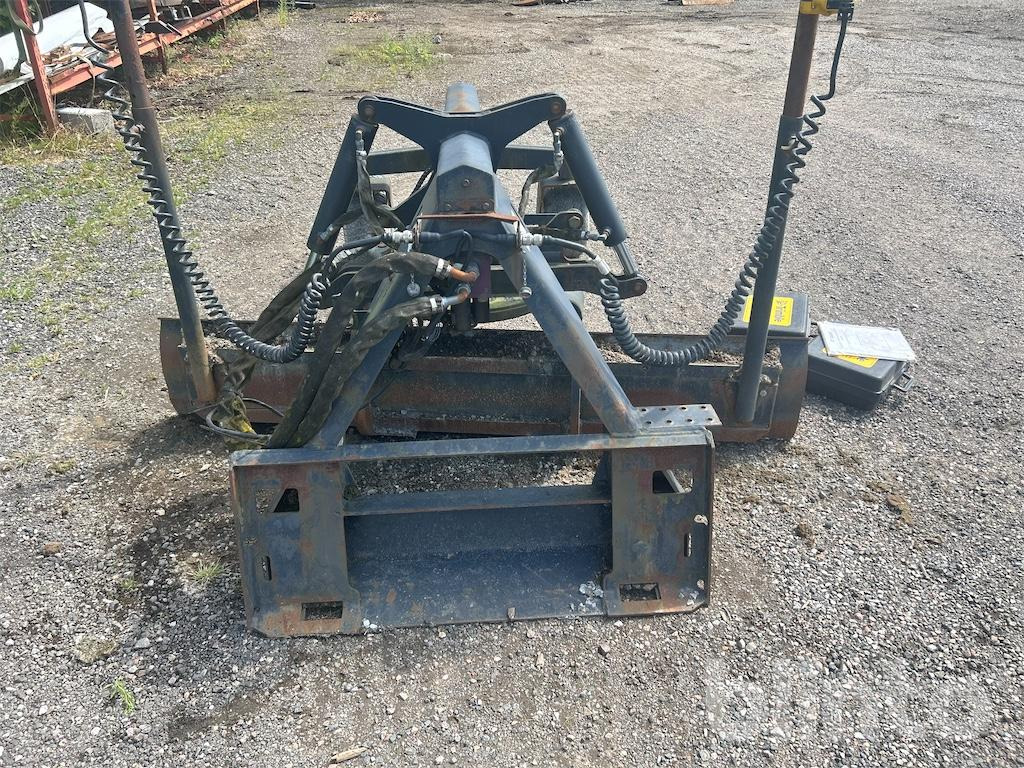 Bobcat Grader - Trimble Laser - Навесное оборудование для Грейдеров: фото 4 Bobcat Grader - Trimble Laser - Навесное оборудование для Грейдеров: фото 4