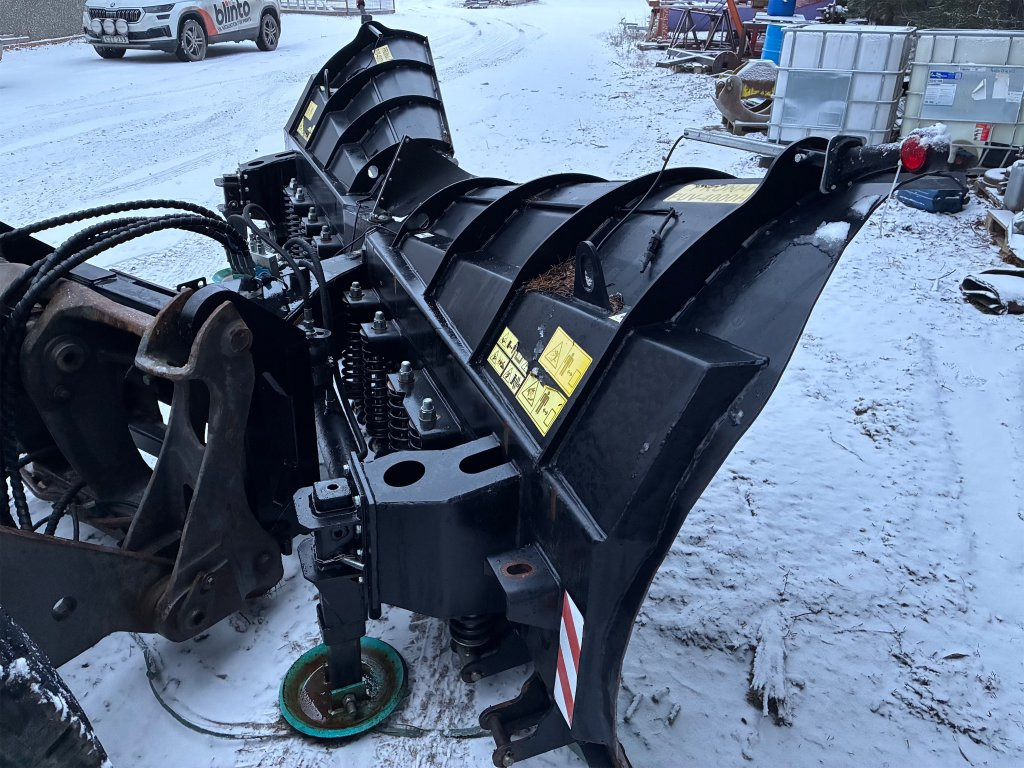 Pronar PUV4000HD - Отвал для снега: фото 4 Pronar PUV4000HD - Отвал для снега: фото 4