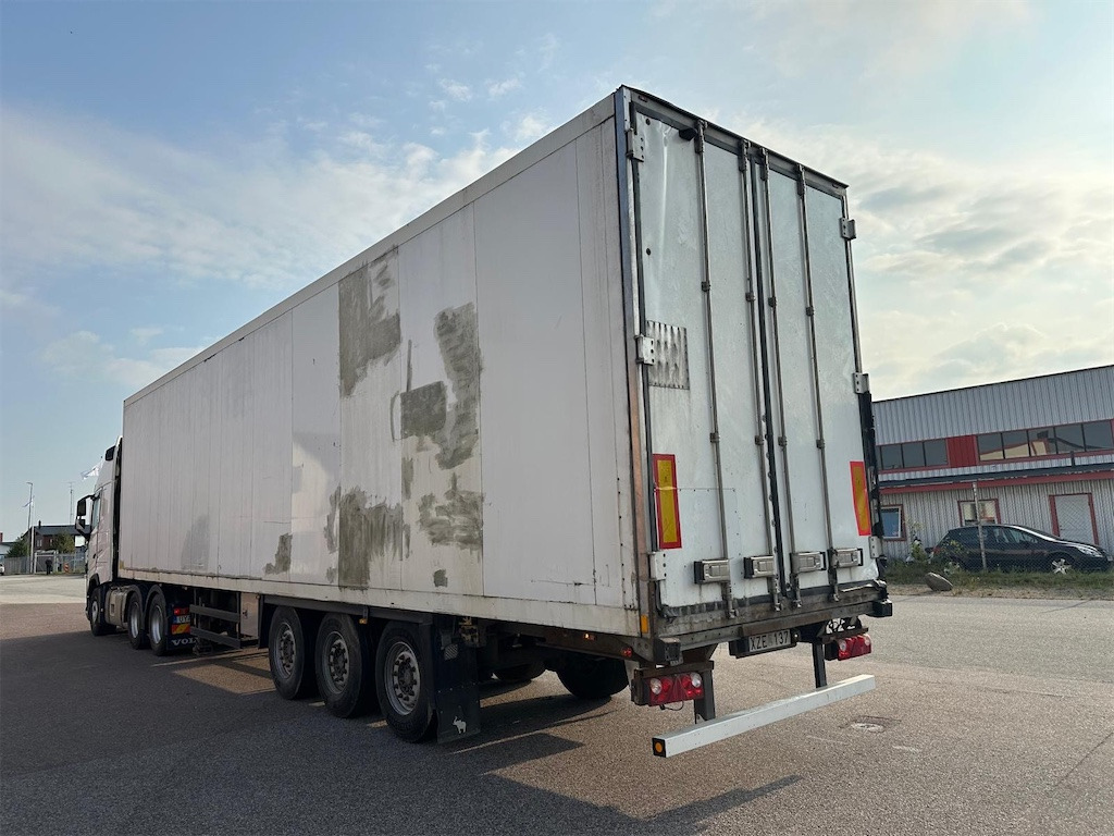 SCHMITZ SKO 24 - Полуприцеп-рефрижератор: фото 5 SCHMITZ SKO 24 - Полуприцеп-рефрижератор: фото 5