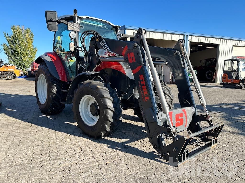 Steyr 4090 Kompakt (2023) - Трактор: фото 2 Steyr 4090 Kompakt (2023) - Трактор: фото 2