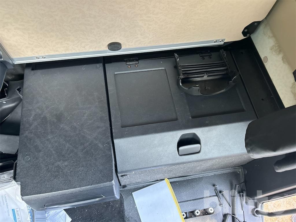 Тягач Mercedes-Benz Actros (2013): фото 25 Тягач Mercedes-Benz Actros (2013): фото 25