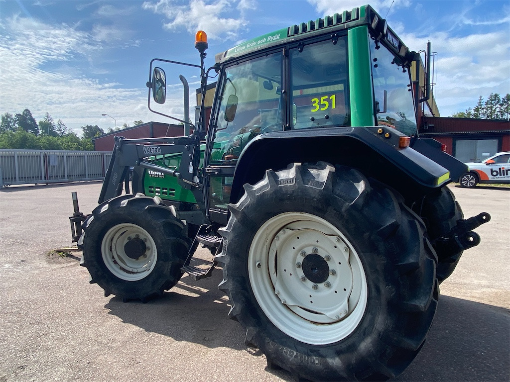 VALTRA 6200-4 - Трактор: фото 3 VALTRA 6200-4 - Трактор: фото 3