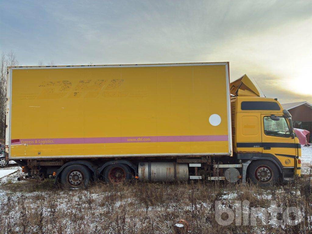 VOLVO FM9 6X2 - Грузовик с закрытым кузовом: фото 4 VOLVO FM9 6X2 - Грузовик с закрытым кузовом: фото 4