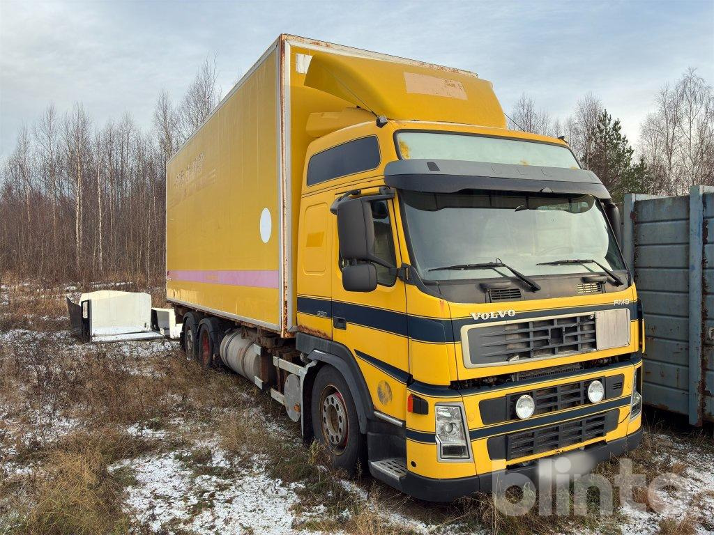 VOLVO FM9 6X2 - Грузовик с закрытым кузовом: фото 3 VOLVO FM9 6X2 - Грузовик с закрытым кузовом: фото 3