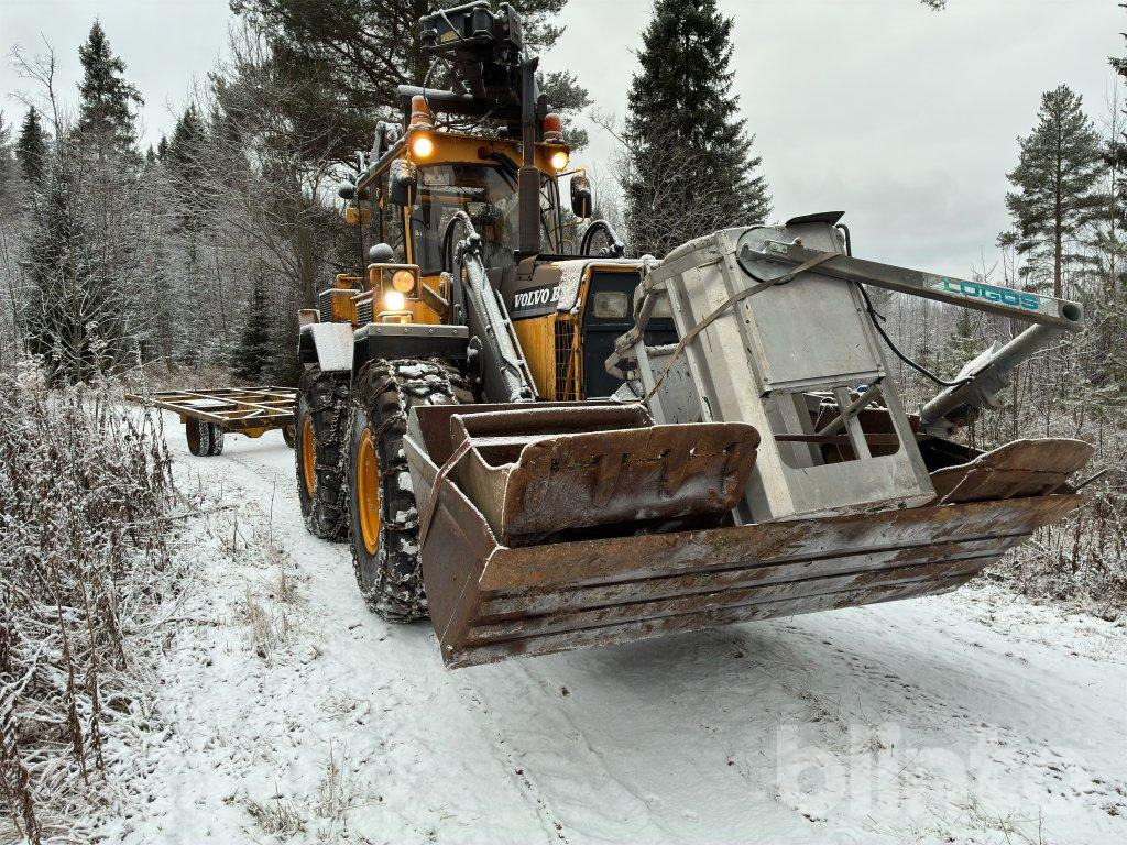 Volvo 6300 - Экскаватор-погрузчик: фото 3 Volvo 6300 - Экскаватор-погрузчик: фото 3
