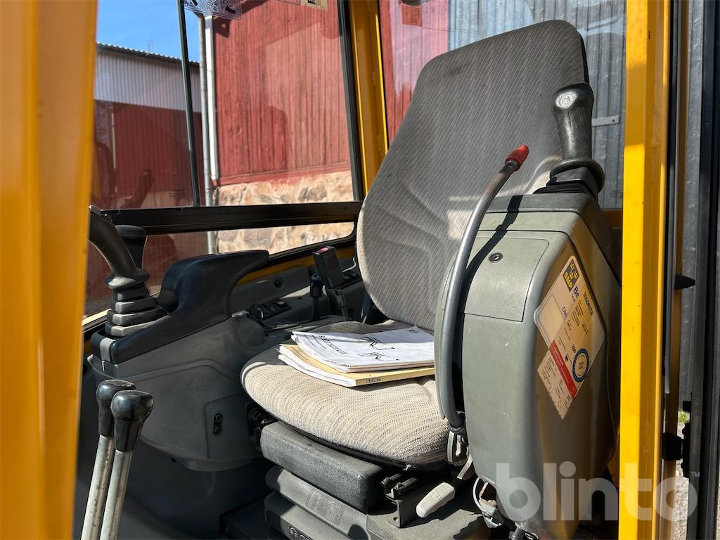 Мини-экскаватор Volvo ECR38: фото 41