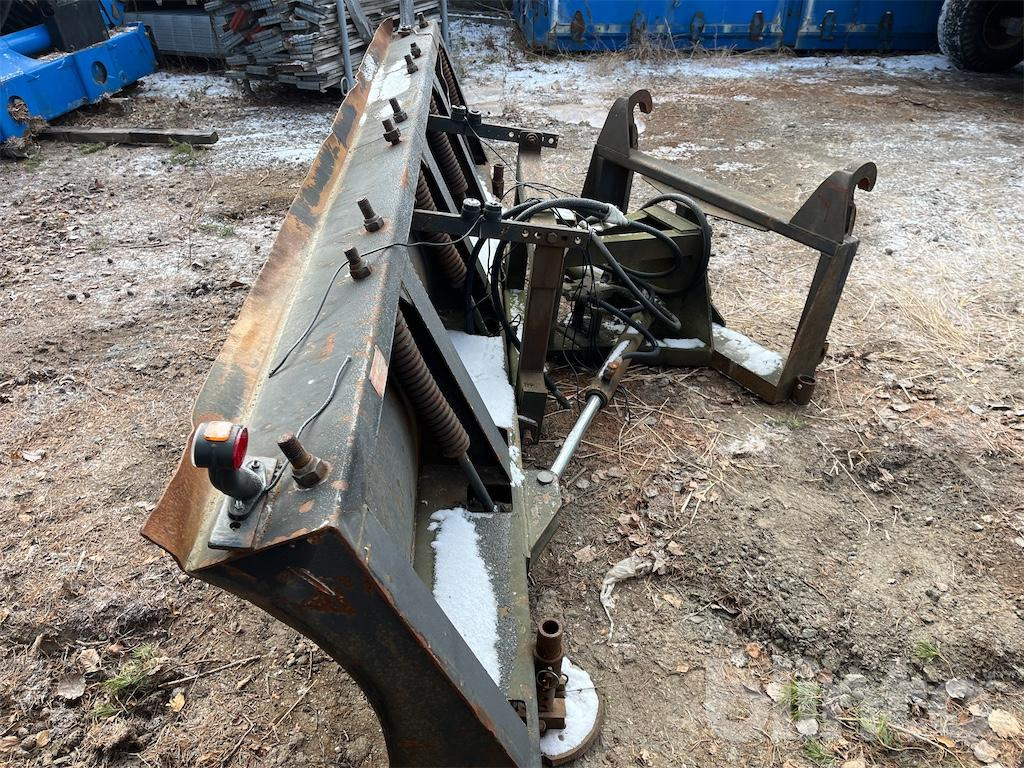 Vreten K3200 Stora BM - Отвал для снега: фото 3 Vreten K3200 Stora BM - Отвал для снега: фото 3