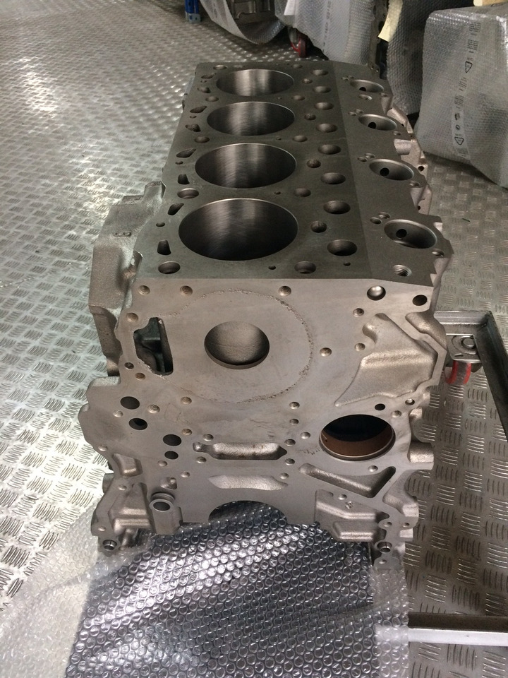 BASAMENTO MERCEDES OM904 - Картер: фото 2 BASAMENTO MERCEDES OM904 - Картер: фото 2