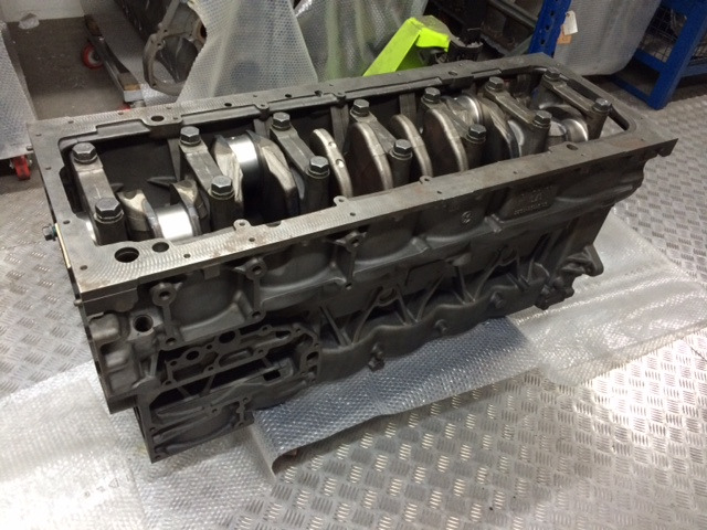 KIT BASAMENTO + ALBERO MOTORE MAN D2066 - Картер для Грузовиков: фото 3 KIT BASAMENTO + ALBERO MOTORE MAN D2066 - Картер для Грузовиков: фото 3