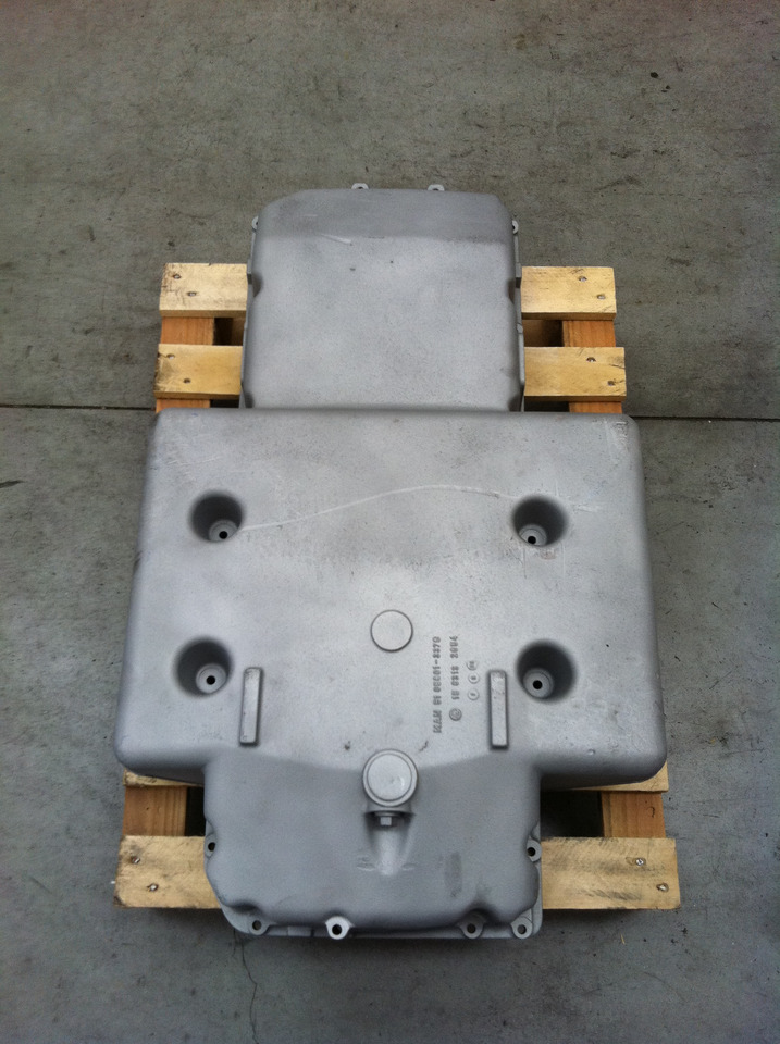 MAN 51058015585 - COPPA OLIO MOTORE MAN D2865LOH - VERSIONE BUS - Масляный поддон для Грузовиков: фото 4 MAN 51058015585 - COPPA OLIO MOTORE MAN D2865LOH - VERSIONE BUS - Масляный поддон для Грузовиков: фото 4