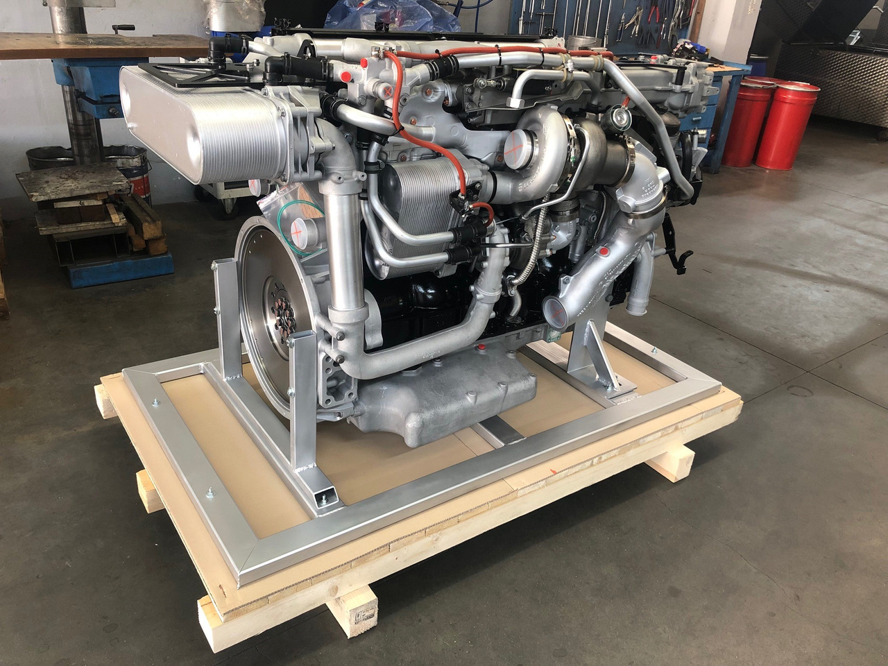 MOTORE MAN D2676LOH27 / MAN D2676 LOH27 - Двигатель: фото 1 MOTORE MAN D2676LOH27 / MAN D2676 LOH27 - Двигатель: фото 1