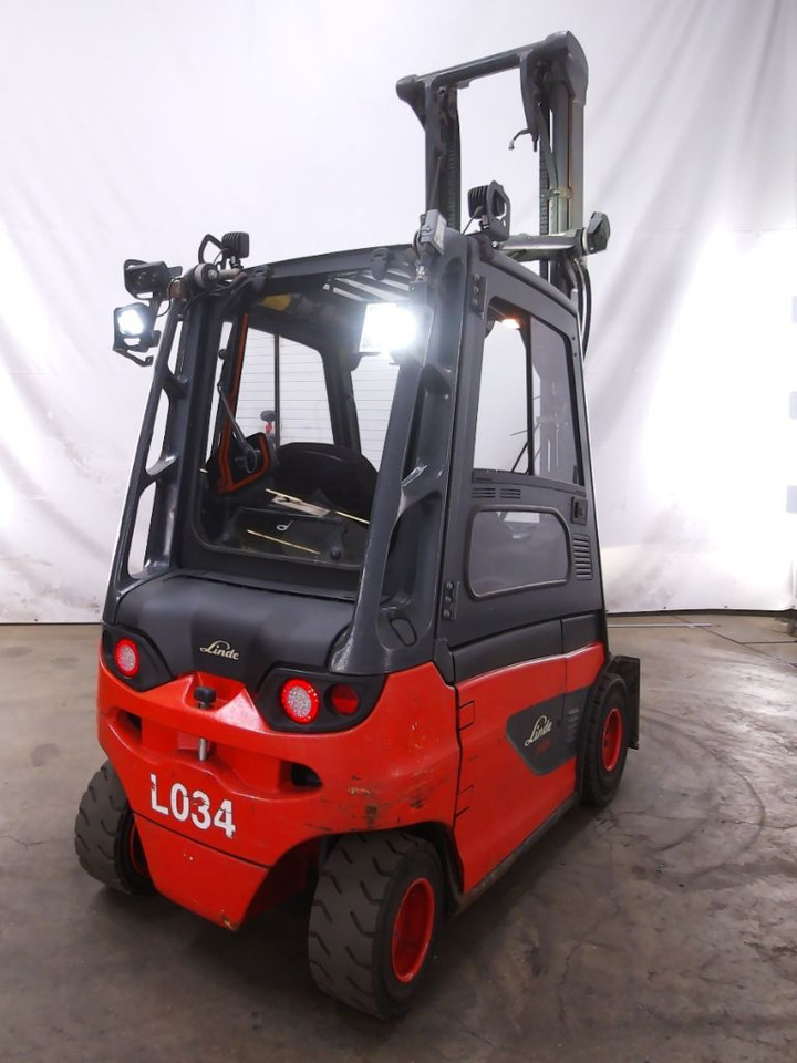 Linde E25-01 - Электропогрузчик: фото 2 Linde E25-01 - Электропогрузчик: фото 2