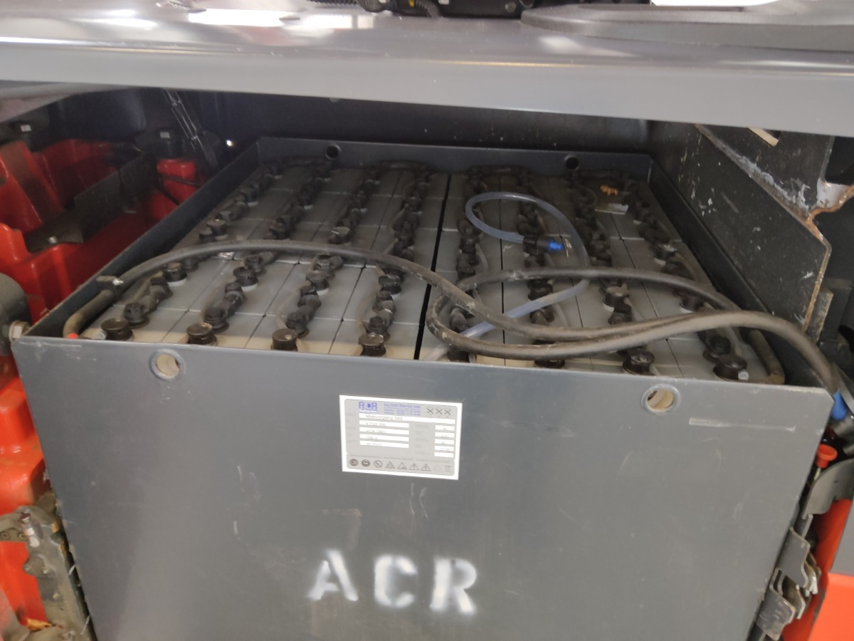 Linde E45HL-01/600 - Электропогрузчик: фото 4 Linde E45HL-01/600 - Электропогрузчик: фото 4