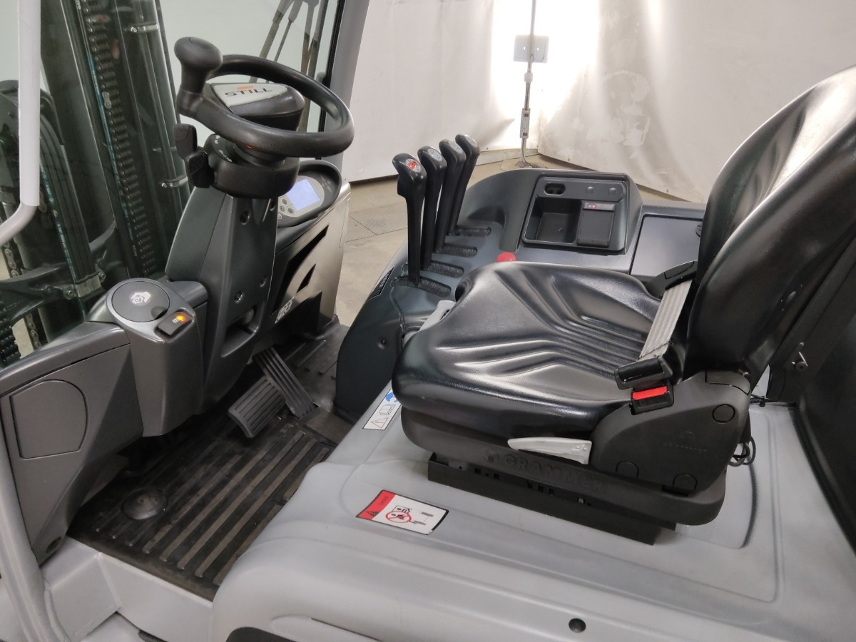 Still RX60-30 - Электропогрузчик: фото 3 Still RX60-30 - Электропогрузчик: фото 3