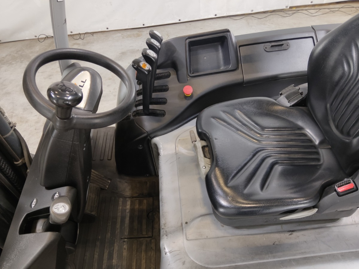 Still RX60-30 - Электропогрузчик: фото 3 Still RX60-30 - Электропогрузчик: фото 3