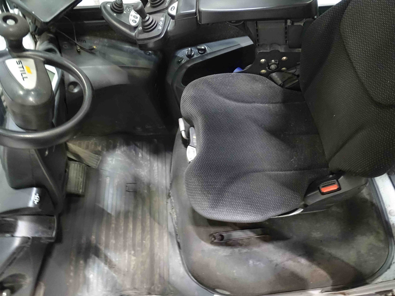 Still RX70-80/900 - Дизельный погрузчик: фото 3 Still RX70-80/900 - Дизельный погрузчик: фото 3