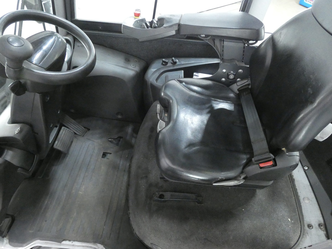 Still RX70-80/900 - Дизельный погрузчик: фото 3 Still RX70-80/900 - Дизельный погрузчик: фото 3