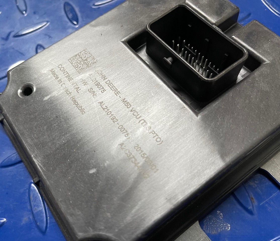 John Deere M50 radar unit AL219075 - Блок управления для Сельскохозяйственной техники: фото 2 John Deere M50 radar unit AL219075 - Блок управления для Сельскохозяйственной техники: фото 2