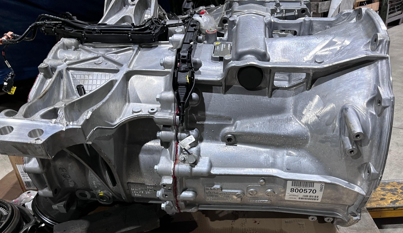 MERCEDES-BENZ Actros Transmission A960 261 0801 - G211-12 - Трансмиссия: фото 2 MERCEDES-BENZ Actros Transmission A960 261 0801 - G211-12 - Трансмиссия: фото 2