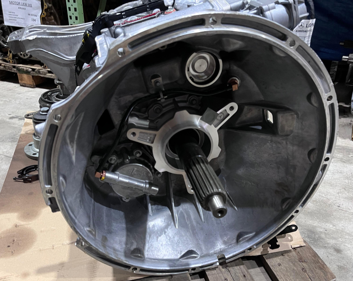 MERCEDES-BENZ Actros Transmission A960 261 0801 - G211-12 - Трансмиссия: фото 4 MERCEDES-BENZ Actros Transmission A960 261 0801 - G211-12 - Трансмиссия: фото 4