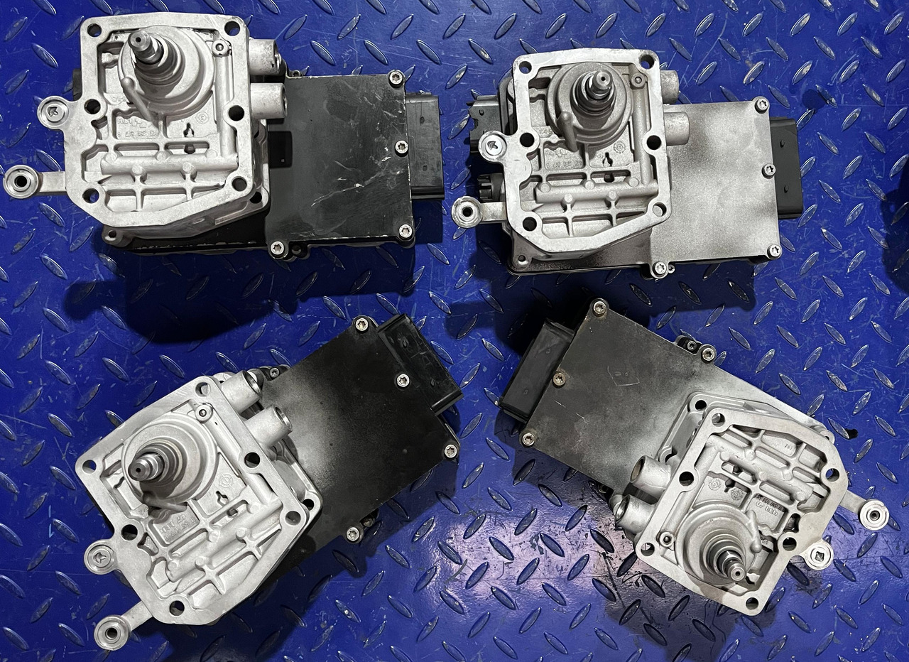 MERCEDES-BENZ Gearbox ECU GS Selector MP2 MP3 0034462609 - Коробка передач и запчасти: фото 1 MERCEDES-BENZ Gearbox ECU GS Selector MP2 MP3 0034462609 - Коробка передач и запчасти: фото 1