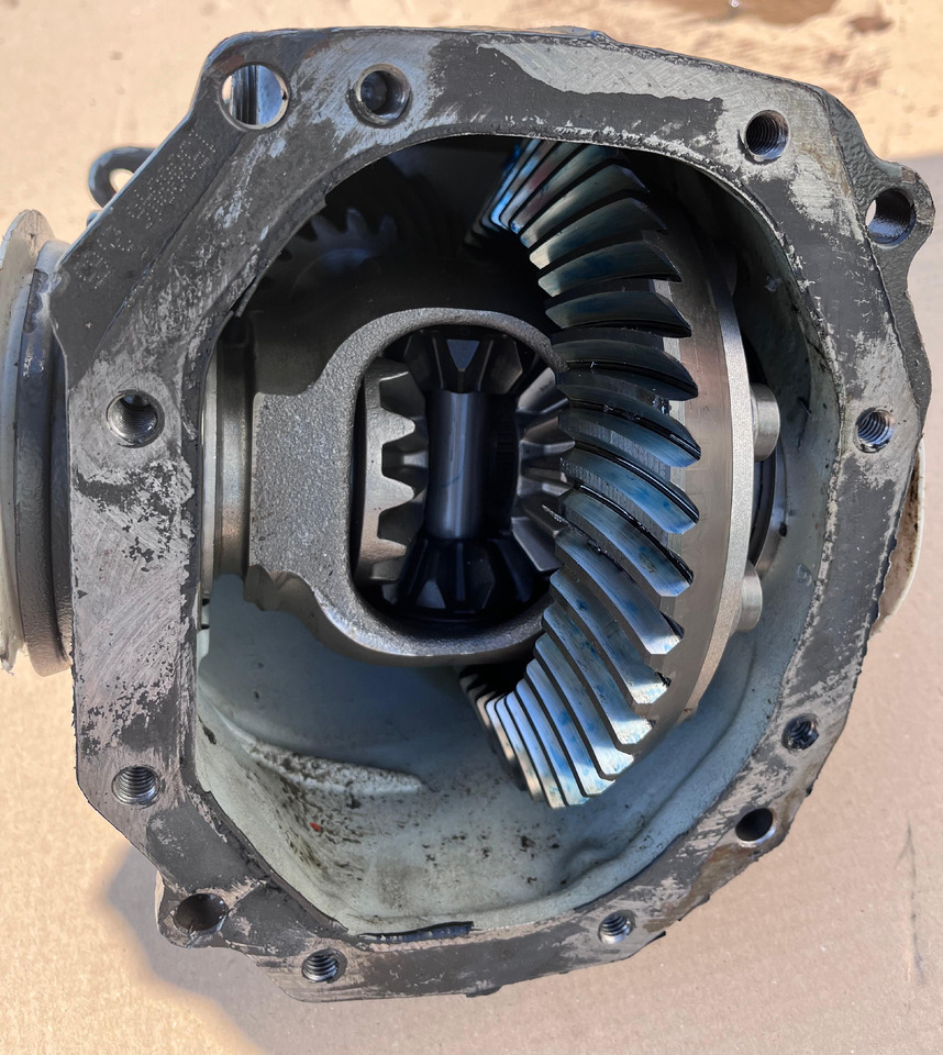 MERCEDES-BENZ S Class CL SL Rear Differential W216 A2163504600 AMG - Дифференциал: фото 4 MERCEDES-BENZ S Class CL SL Rear Differential W216 A2163504600 AMG - Дифференциал: фото 4