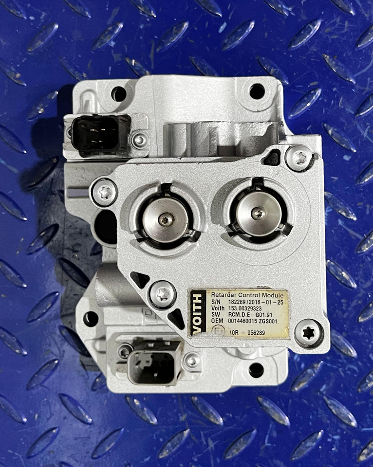 Mercedes 0014460015 RCM Retarder ECU - Универсальная запчасть для Грузовиков: фото 3 Mercedes 0014460015 RCM Retarder ECU - Универсальная запчасть для Грузовиков: фото 3