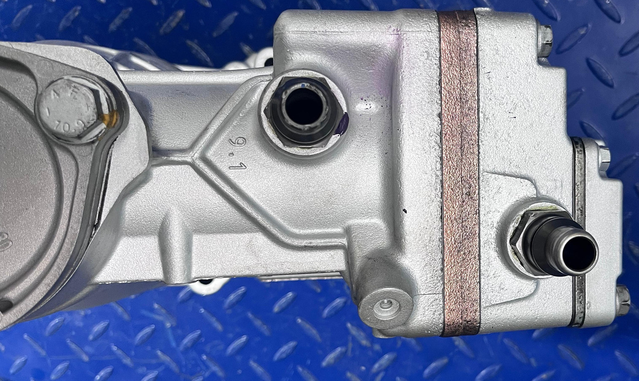 Mercedes Actros MP4 Air Compressor Euro 6 A4701302015 Reconditioned - Пневмокомпрессор для Грузовиков: фото 4 Mercedes Actros MP4 Air Compressor Euro 6 A4701302015 Reconditioned - Пневмокомпрессор для Грузовиков: фото 4