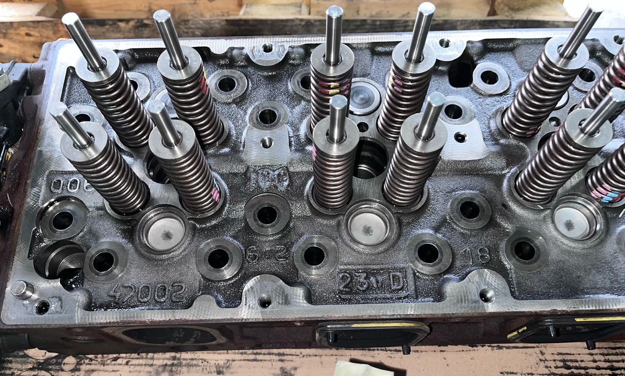 Mercedes Actros MP4 Euro 6 Cylinderhead OM470 - Двигатель и запчасти для Грузовиков: фото 5 Mercedes Actros MP4 Euro 6 Cylinderhead OM470 - Двигатель и запчасти для Грузовиков: фото 5