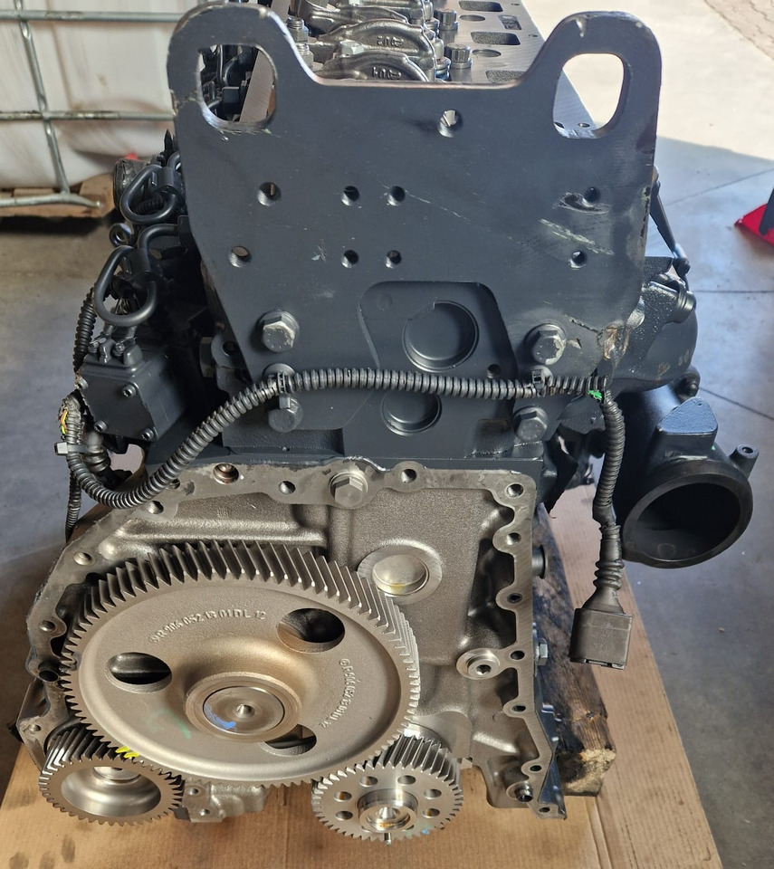 Mercedes Benz Engine OM906 Euro 5 - Двигатель: фото 5 Mercedes Benz Engine OM906 Euro 5 - Двигатель: фото 5