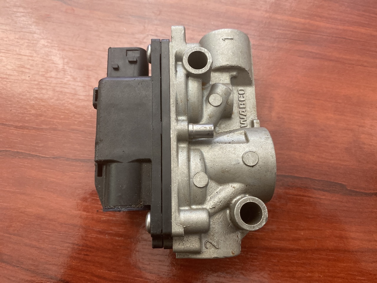 WABCO Mercedes Actros MP4 Axor Pressure Cotrol Valve Solenoid Wabco - Тормозной клапан для Грузовиков: фото 1 WABCO Mercedes Actros MP4 Axor Pressure Cotrol Valve Solenoid Wabco - Тормозной клапан для Грузовиков: фото 1