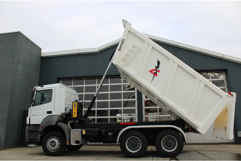 Mercedes-Benz Axor 3344 K 6x4 Tipper Truck в лизинг Mercedes-Benz Axor 3344 K 6x4 Tipper Truck: фото 8