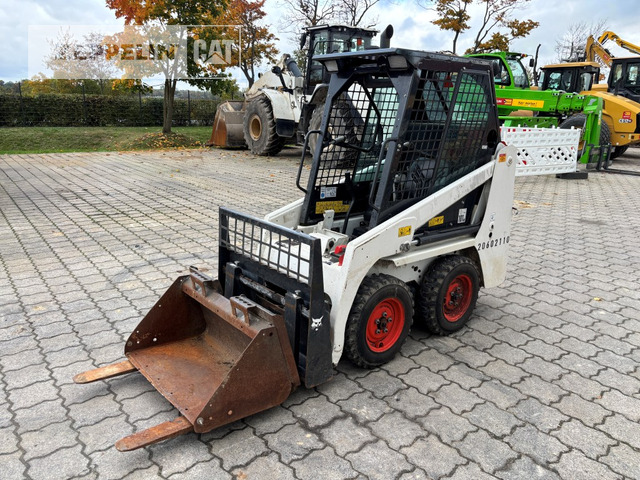 Bobcat S70 - Мини-погрузчик с бортовым поворотом: фото 4 Bobcat S70 - Мини-погрузчик с бортовым поворотом: фото 4