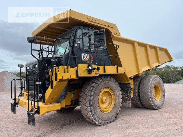 Cat 775G - Карьерный самосвал: фото 1 Cat 775G - Карьерный самосвал: фото 1