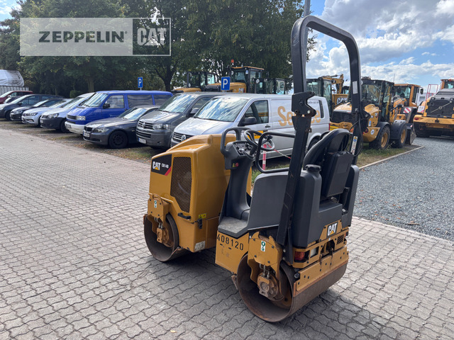 Cat CB14B - Дорожный каток: фото 4 Cat CB14B - Дорожный каток: фото 4