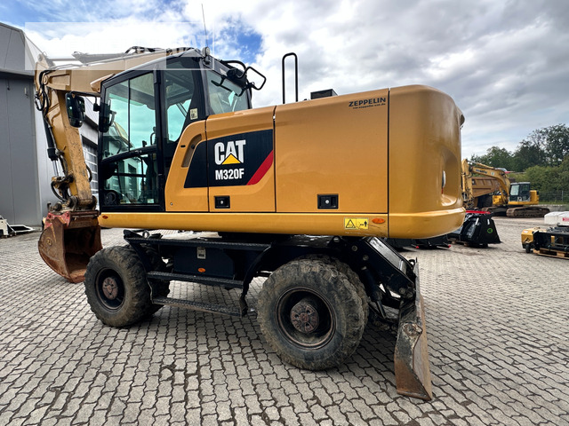 Cat M320F - Колёсный экскаватор: фото 2 Cat M320F - Колёсный экскаватор: фото 2