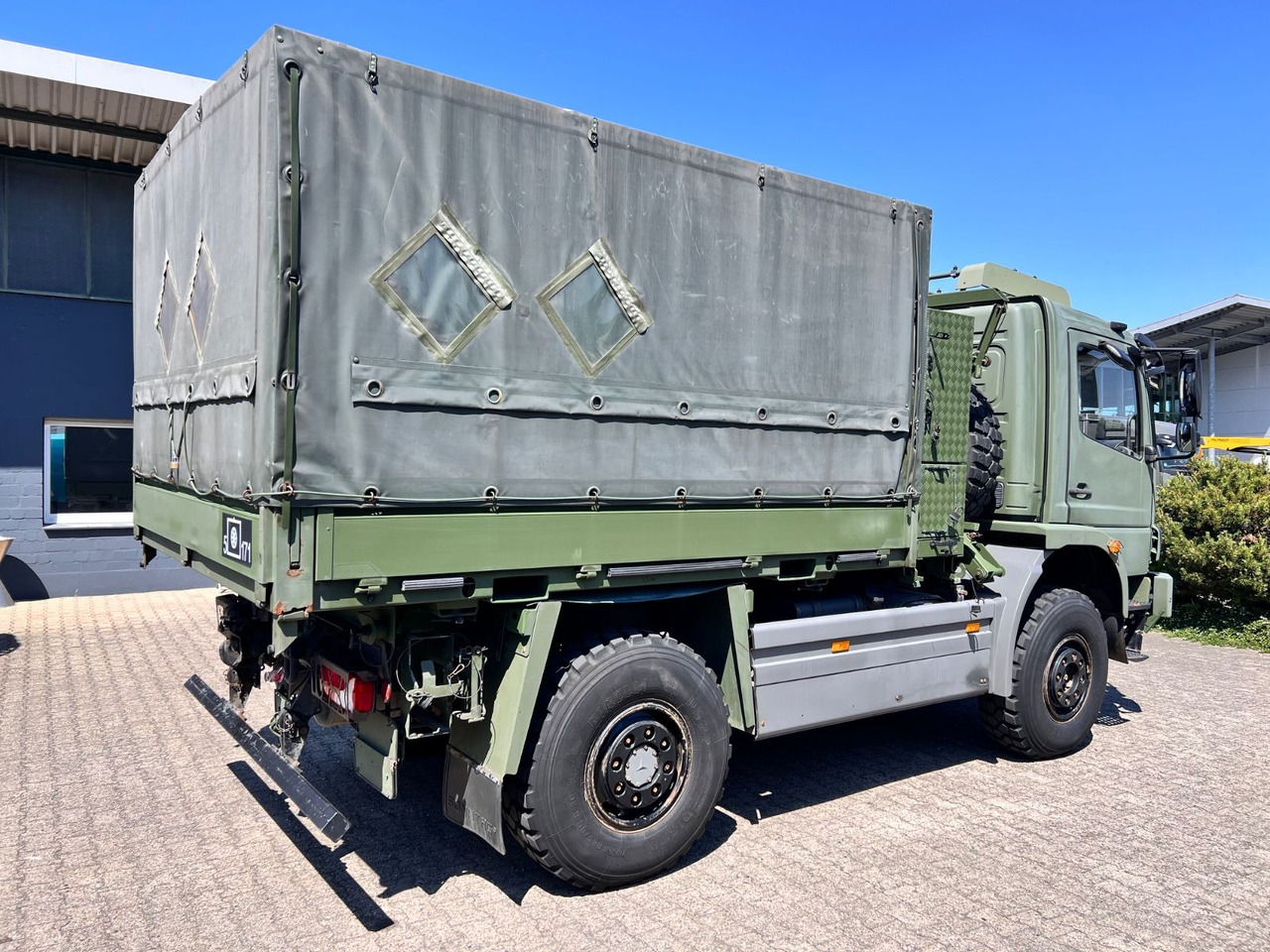 Mercedes-Benz 1018 Atego 4x4 Allrad Miltär Camper Expedition - Грузовик-контейнеровоз/ Сменный кузов: фото 5 Mercedes-Benz 1018 Atego 4x4 Allrad Miltär Camper Expedition - Грузовик-контейнеровоз/ Сменный кузов: фото 5