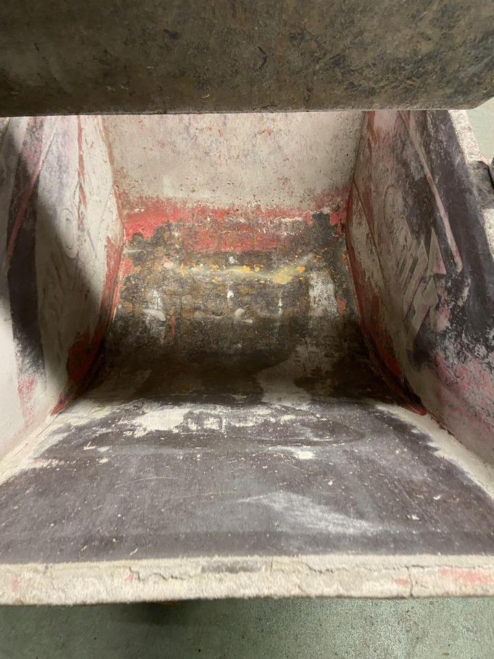 Hinowa HS1102 (4350) - Мини-самосвал: фото 2 Hinowa HS1102 (4350) - Мини-самосвал: фото 2